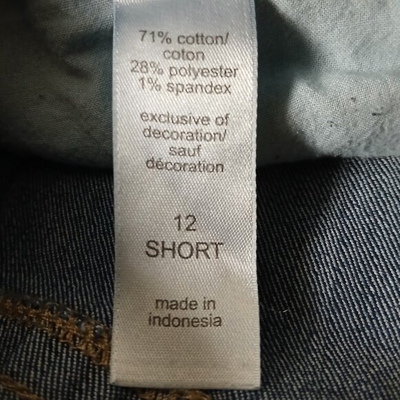 Maurices Jeans Size 12 Short Boot Cut Mid Rise Blue Denim Stretch - Picture 9 of 9